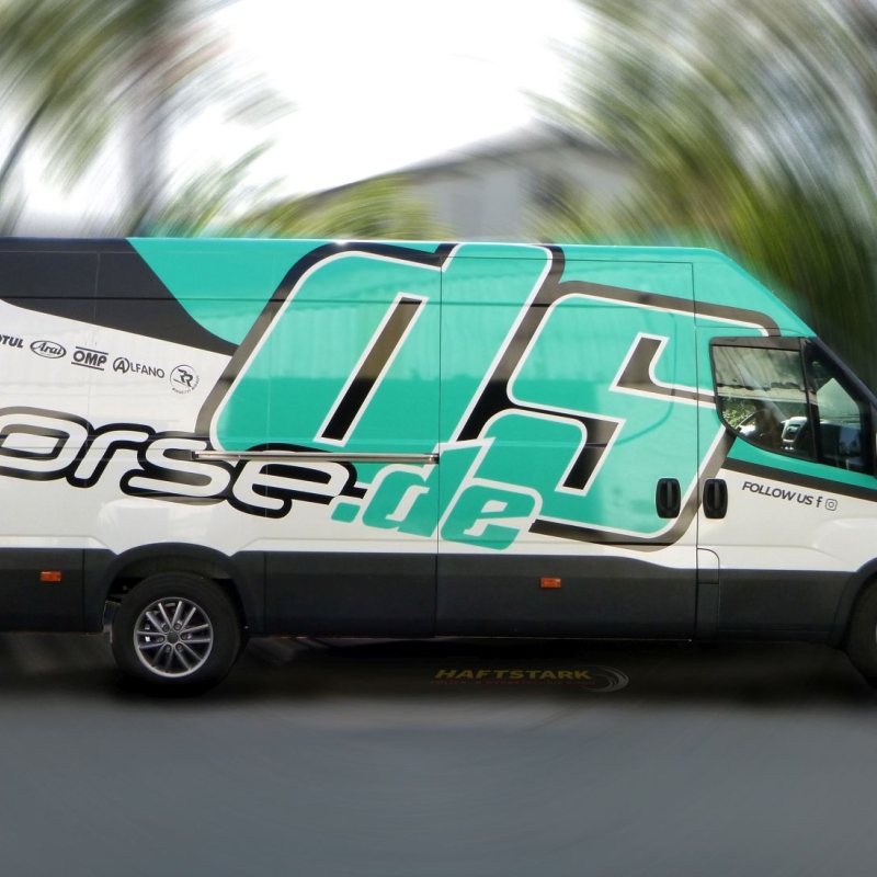 Fahrzeugfolierung 50